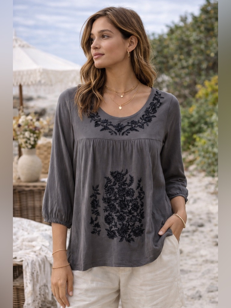 Garnet Hill Embroidered Peasant Top Gray Boho Floral Knit Blouse Size Small